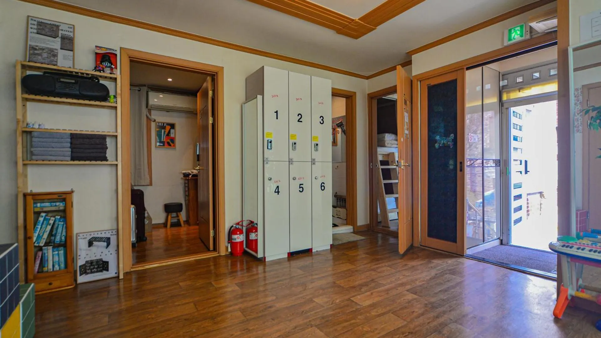 Helloworld Guesthouse Σεούλ Πανσιόν