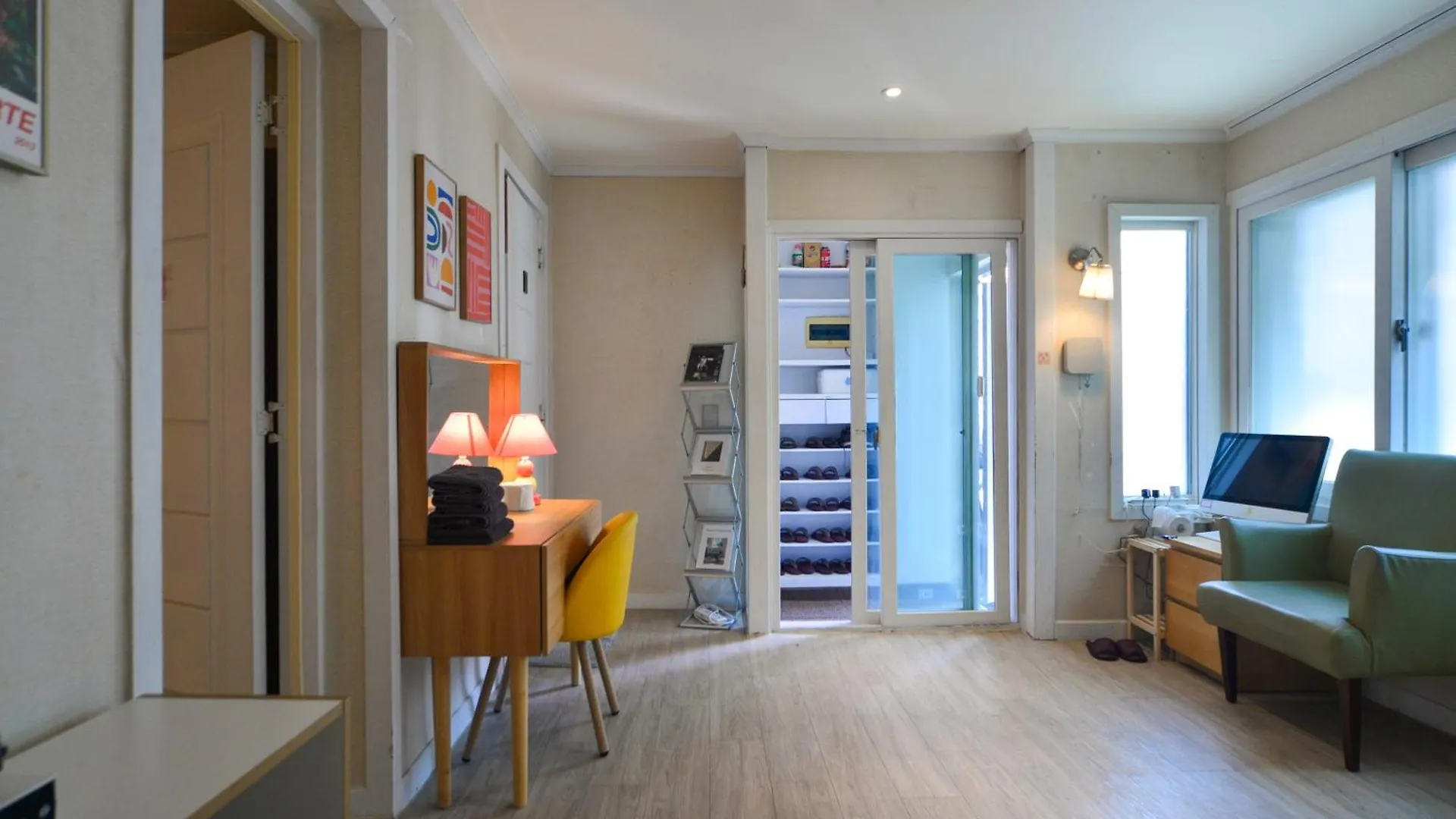 Πανσιόν Helloworld Guesthouse Σεούλ